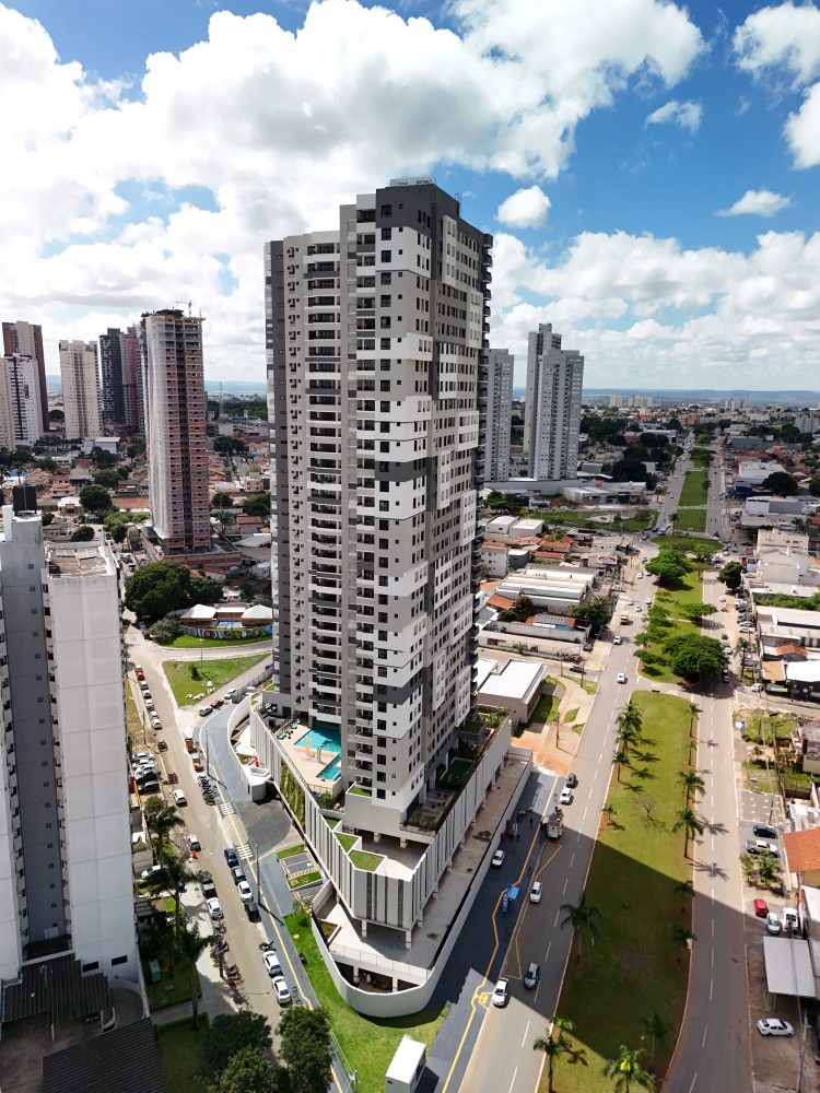 Torre residencial entregue pela Bambuí em Goiânia
